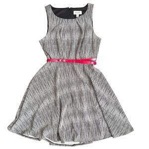 ELLE Small A line Sleeveless Dress with Belt Y2K
